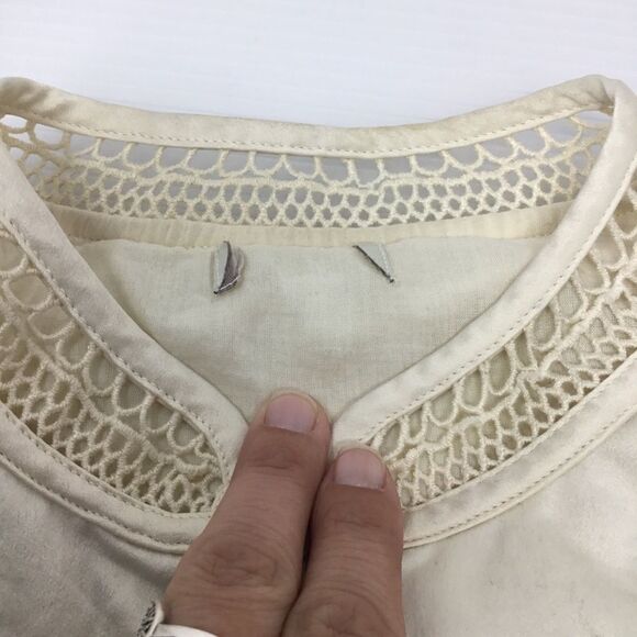 Hinge Lace Trim Bomber Jacket (A2) - Picture 6 of 8